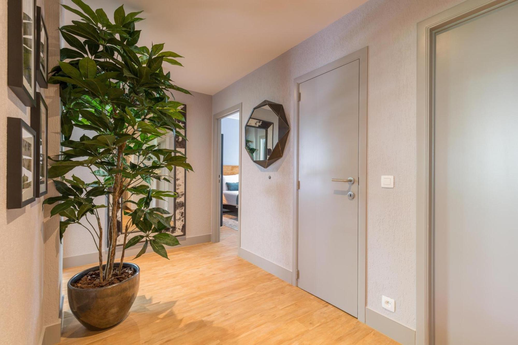 Leonardo Hotel Antwerp The Plaza Ngoại thất bức ảnh