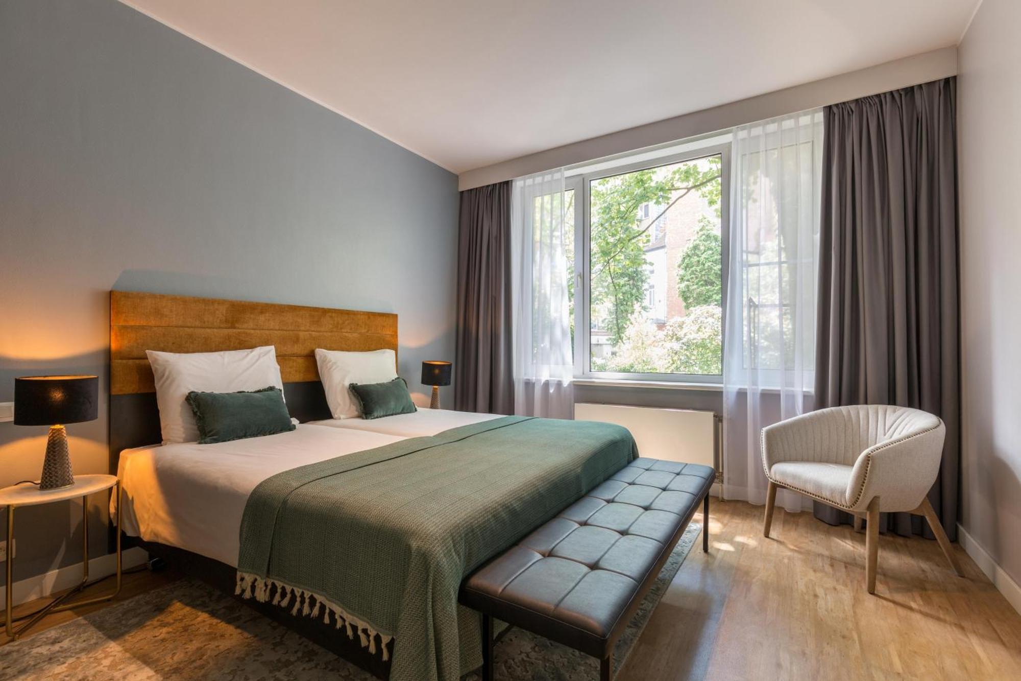 Leonardo Hotel Antwerp The Plaza Ngoại thất bức ảnh