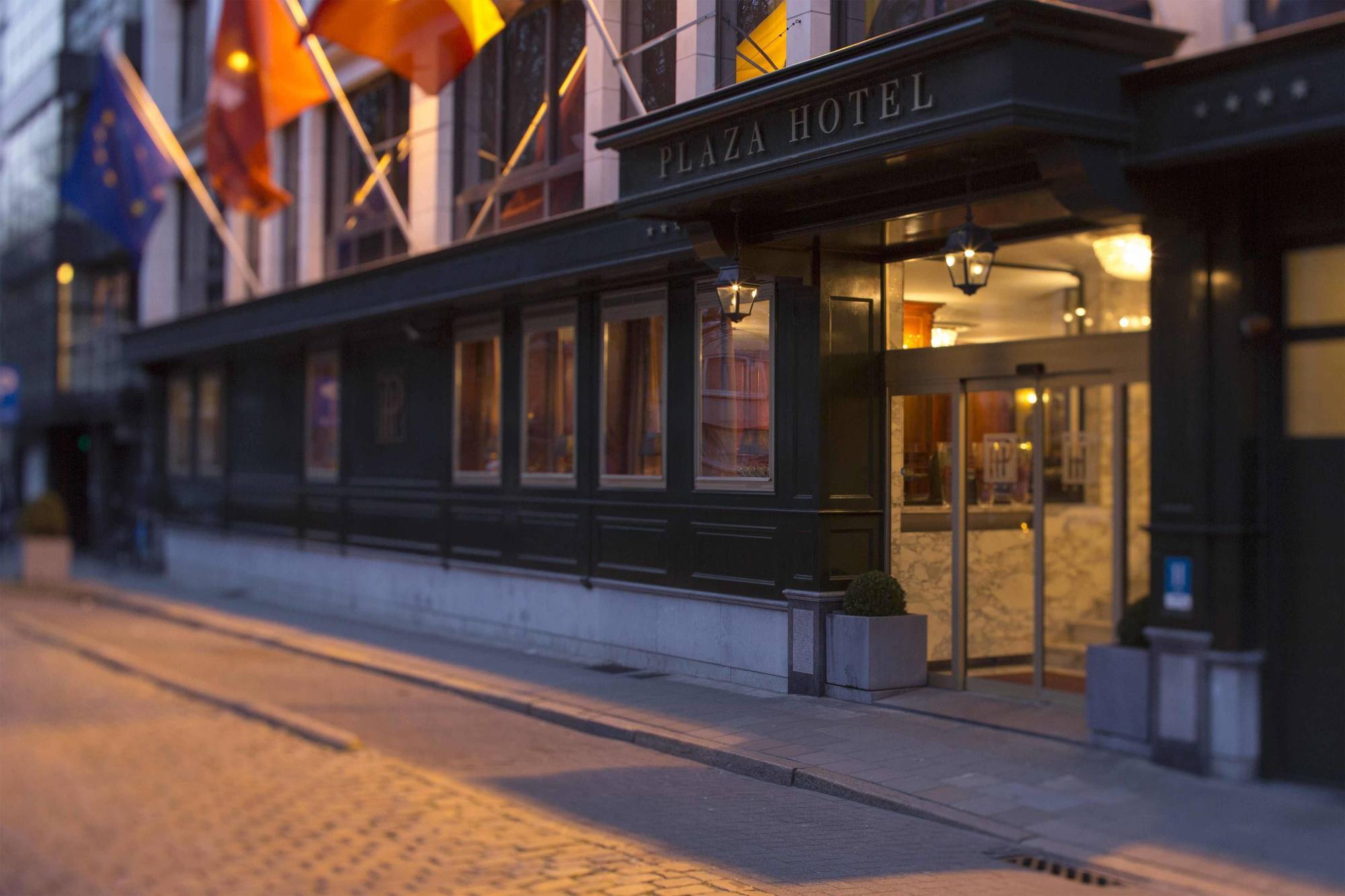Leonardo Hotel Antwerp The Plaza Ngoại thất bức ảnh